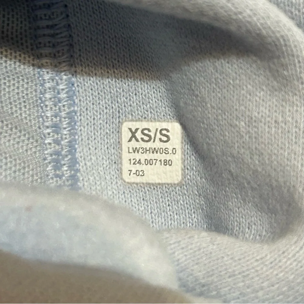 lululemon athletica Scuba Cropped - Light Blue - XS/S - Picture 7 of 10